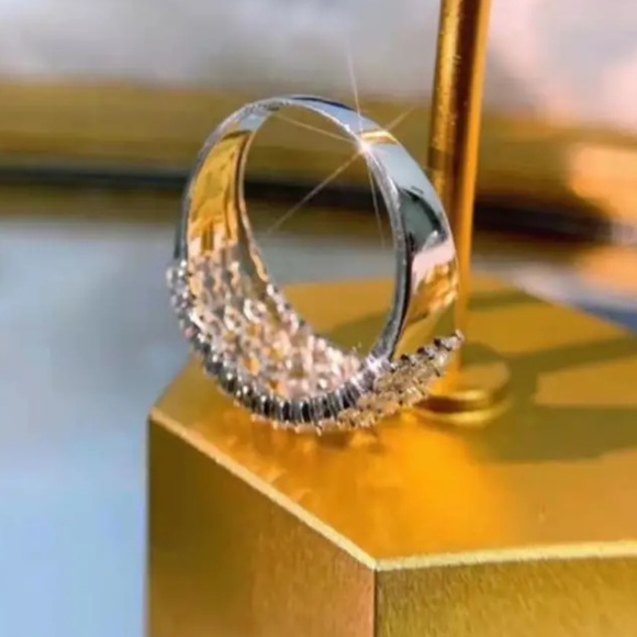 Moissanite Dimond Multi Row Ring Silver Plated Hallow Band SZ 10 NEW IN BOX - Picture 8 of 10